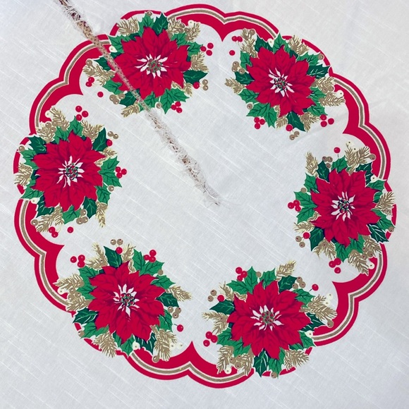 Vintage Christmas Poinsettia Tablecloth Cut Tree Skirt Retro Sewing Fabric 50s - Picture 2 of 5